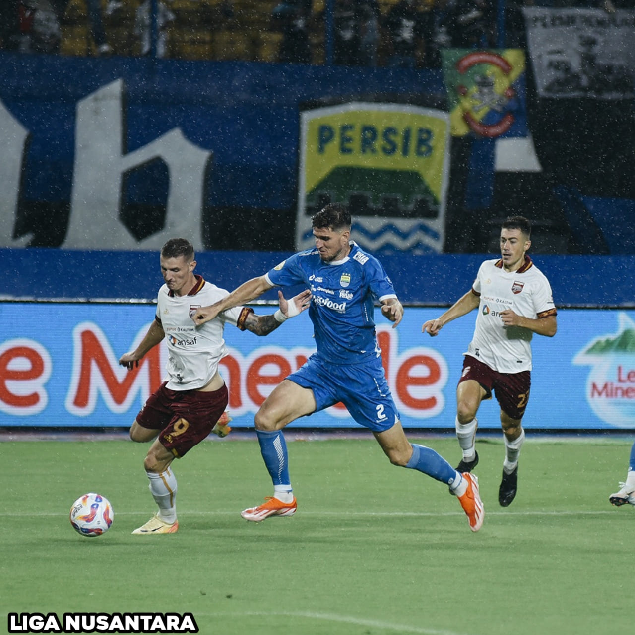 Bayaran Mahal Kemenangan Persib Bandung Atas Borneo FC