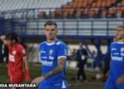 Tyronne del Pinno Senang Laga Persib Bandung Diundur