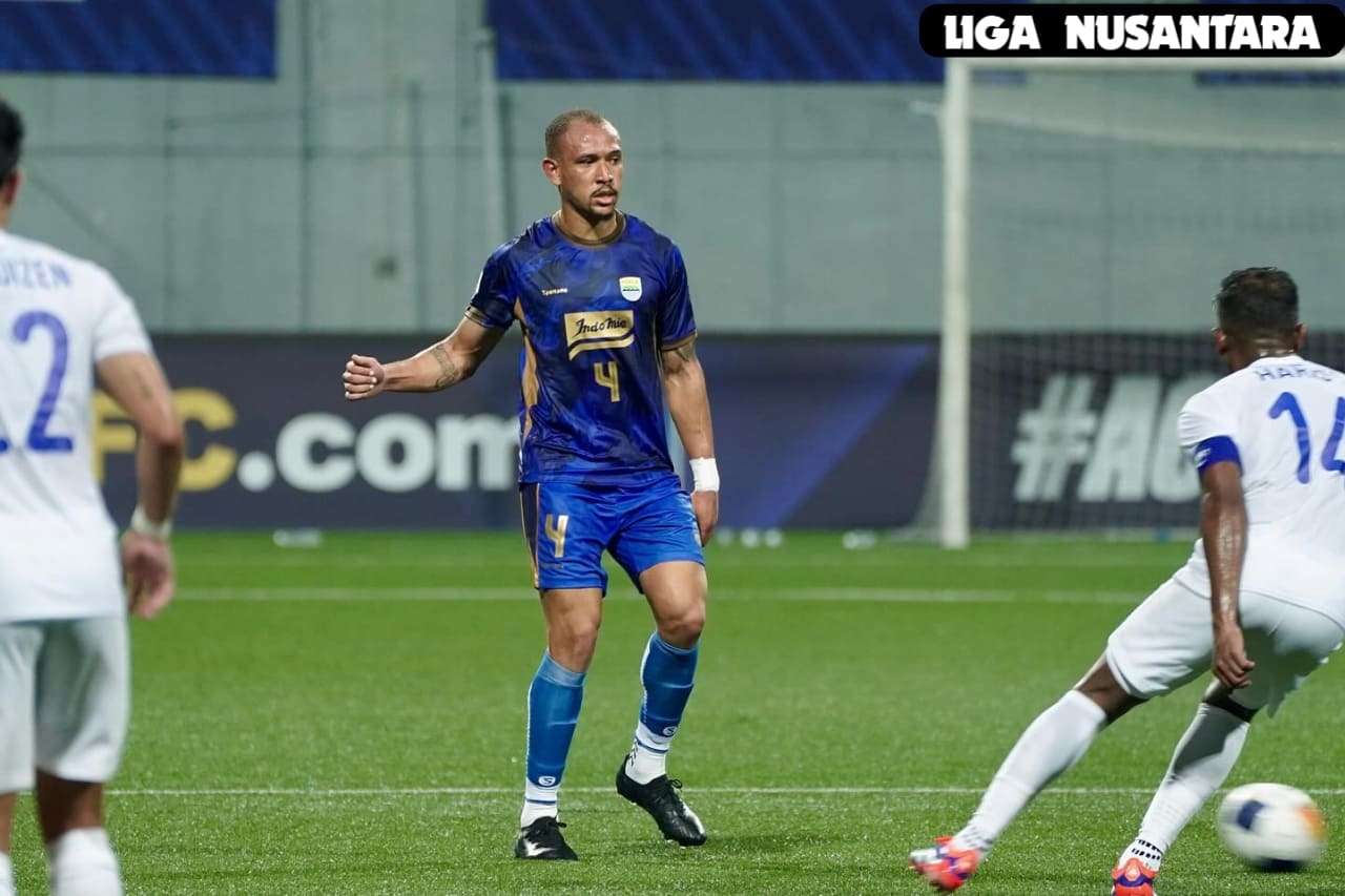 Gustavo Franca Mendapatkan Kritikan Tajam Dari Bobotoh Usai Kalah Melawan Zhejiang FC