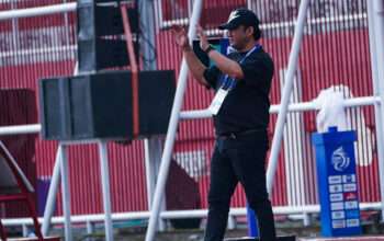 Arema FC Siap Cari Pengganti Joel Cornelli Dengan Pelatih Asing