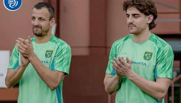 Meskipun Kalah Dari PSS Sleman, Paul Munster Puas Dengan Penampilan Dime Dimov dan Dejan Tumbas