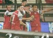 Hatrick Mier Bawa Barito Putera Bantai Persebaya Surabaya 3-0