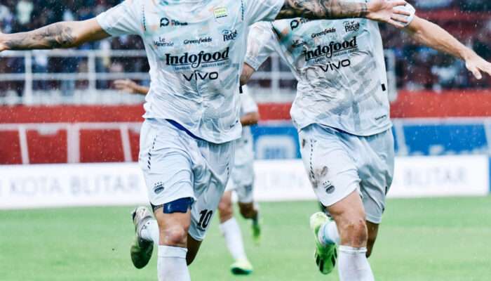 Tyronne del Pino Bocorkan Suasana Ruang Ganti Persib Bandung