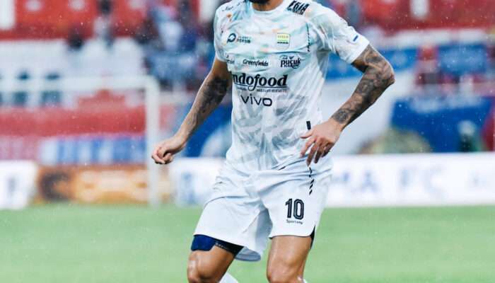 Kokoh Dipuncak Klasemen, Bobotoh Diperingatkan Untuk Tetap Rendah Hati