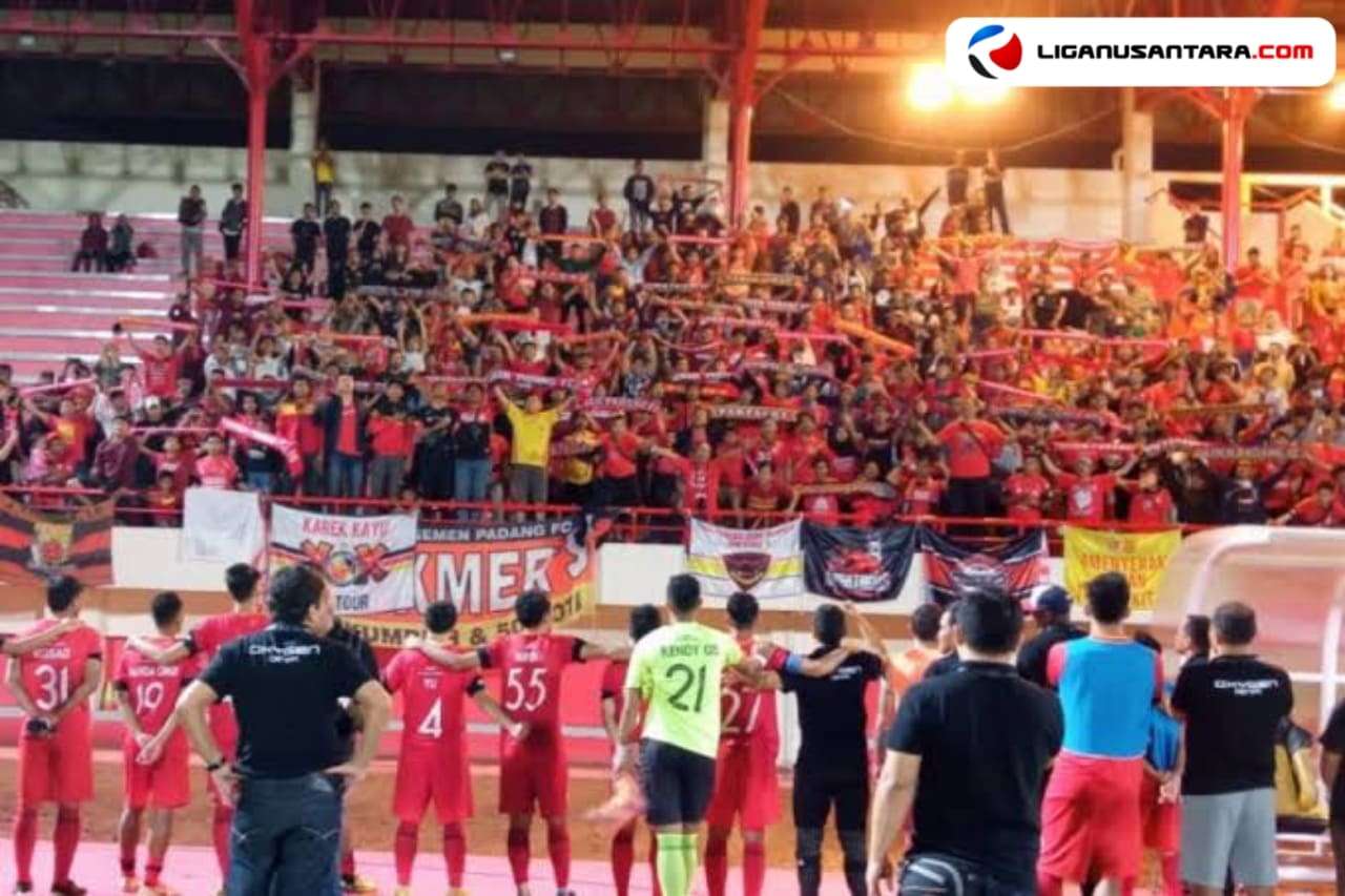 Jika Kalahkan Barito, Supporter Semen Padang Bernazar Akan Puasa