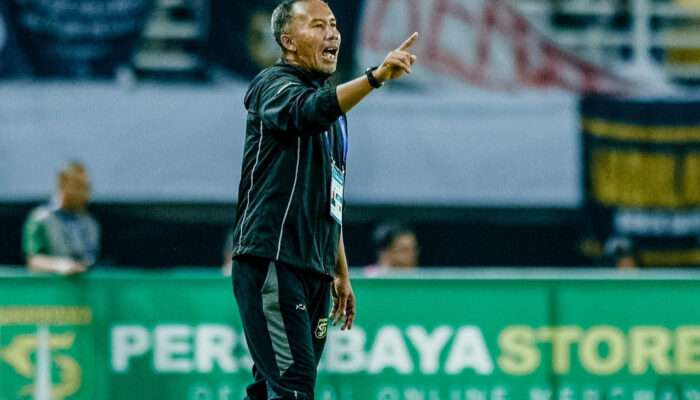 Tundukkan PSBS, Uston Nawawi Buktikan Status Sebagai Pelatih Penyelamat