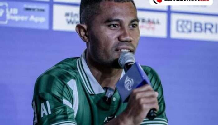 Lupakan Kekalahan Dari Dewa United, Ardi Idrus Alihkan Fokus Lawan Persib