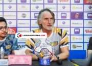 Pelatih Dewa United Buka Suara Terkait PSS Diambang Degradasi