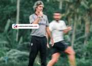 Dikaitkan Dengan Persebaya dan Persija, Ini Kata Teco