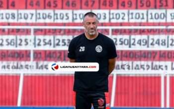 Ze Gomes Optimis di Tengah Rekor Buruk Arema atas Persebaya