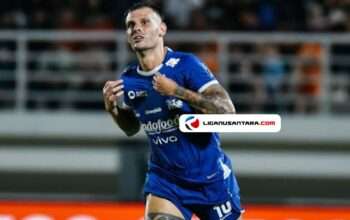 Tyronne del Pino Tak Berambisi Raih Gelar Individu di Liga 1