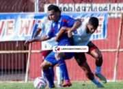 Aremania Minta Timnya Bantu Semen Padang Dibanding PSS