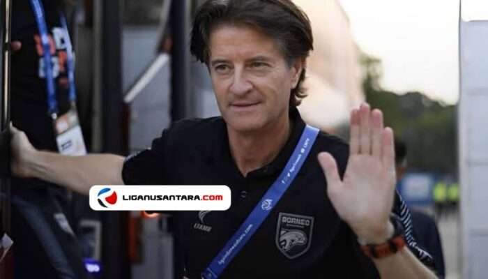 Bertahan di PSS, Pieter Huistra Akan Jadi Pelatih Bayangan