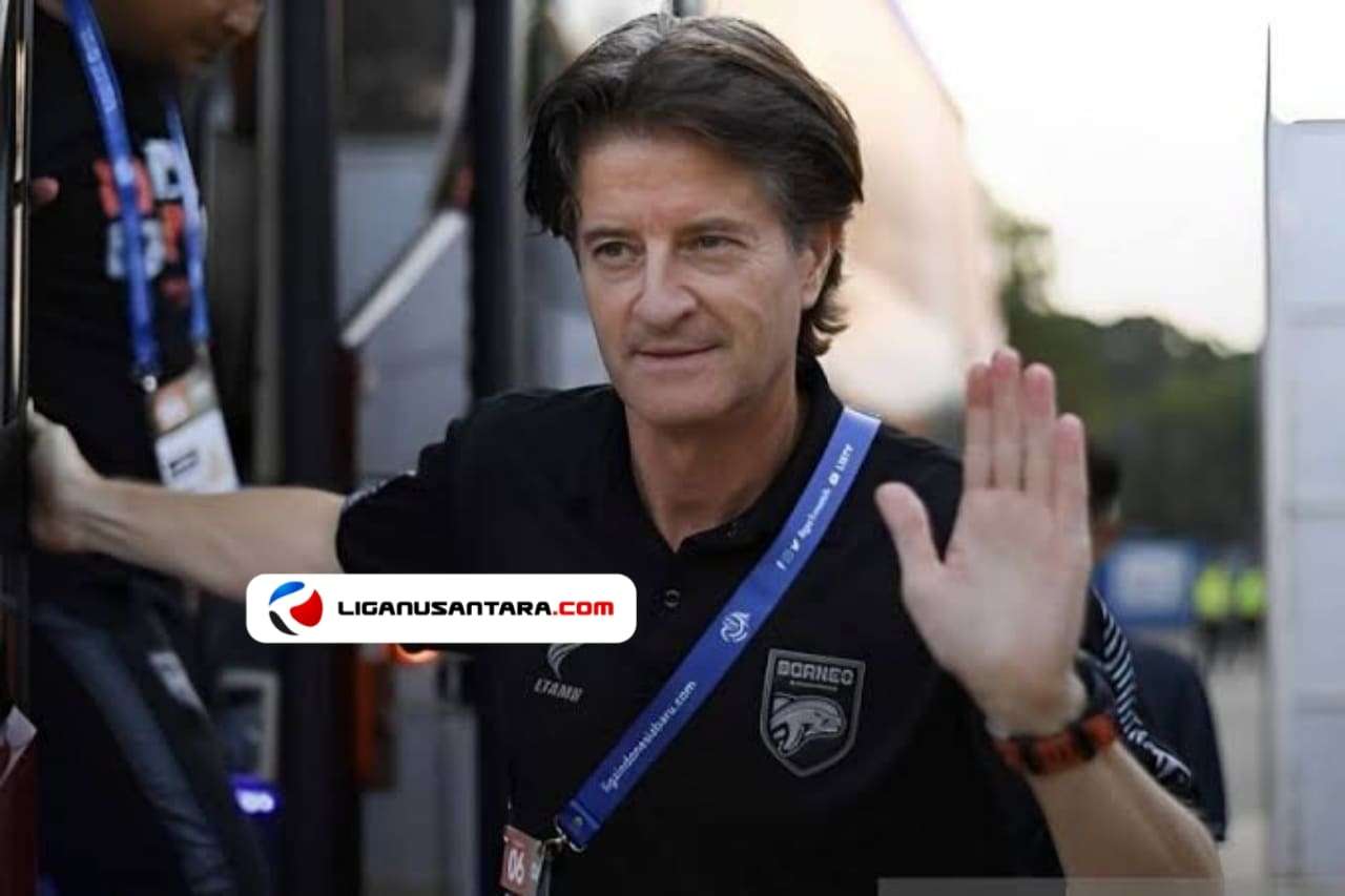 Bertahan di PSS, Pieter Huistra Akan Jadi Pelatih Bayangan