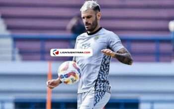 Kepada Media Spanyol, Tyronne Del Pino Akui Persib Merubah Hidupnya