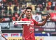 Persija Resmi Perpanjang Kontrak Hanif Sjahbandi