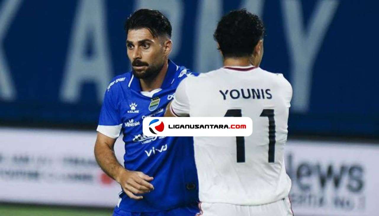 Frans Putros Disulap Jadi Bek Kiri Persib Bandung