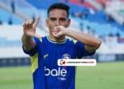 Makna Selebrasi Gol Perdana Valdeci Moreira Terungkap