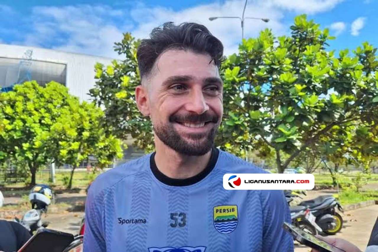 Hadapi Borneo, Frans Putros Fokus Ke Tim Daripada Kekuatan Lawan