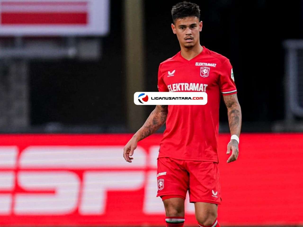 Tak Cukup Waktu, Mees Hilgers Batal Gabung Klub Prancis