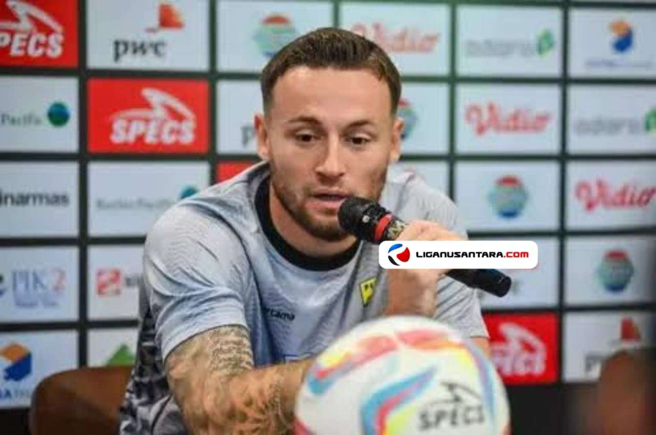 Usai Berangkat Ke Timnas, Marc Klok Harap Situasi Tanah Air Segera Kondusif