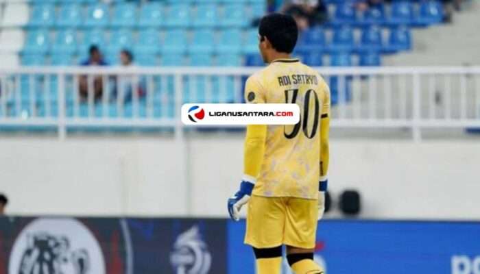 Adi Satryo Tembok Tangguh Arema FC Musim Ini