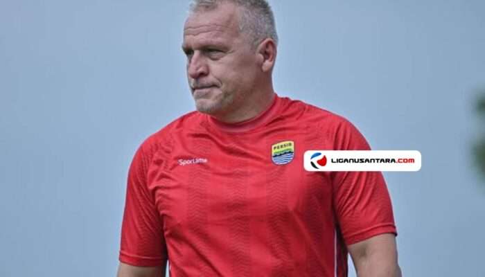 Mario Jozic Perlihatkan Gaya Old School Saat Pimpin Latihan
