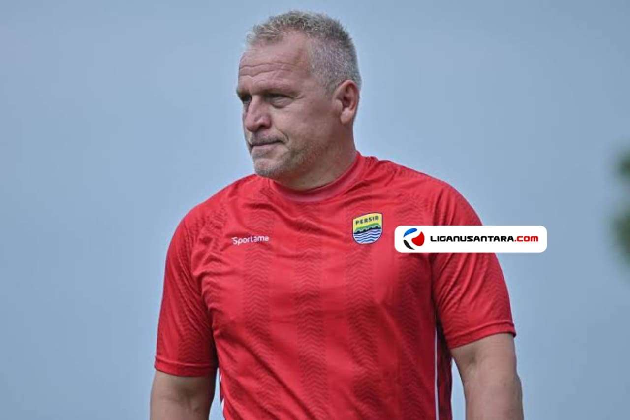 Mario Jozic Perlihatkan Gaya Old School Saat Pimpin Latihan