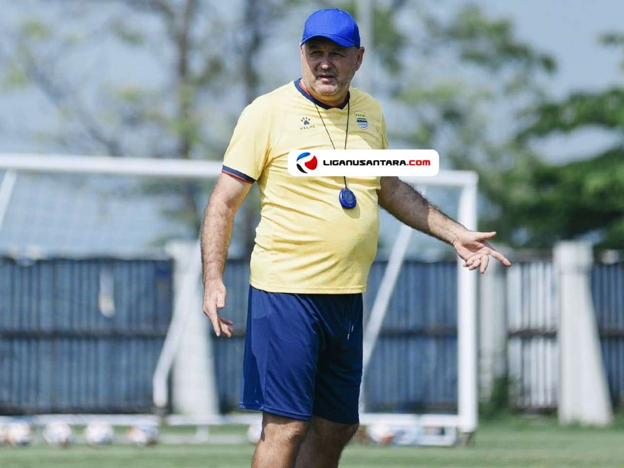 Bojan Hodak Ungkap Masalah Tim Yang Tak Pernah Dilihat Fans