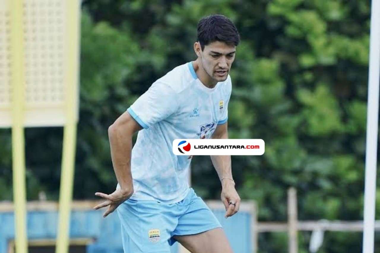 Tak Anggap Beban, Barba Nikmati Tekanan Persib Sebagai Juara Bertahan