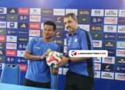 Pelatih Arema Waspadai Lini Sayap Dewa United