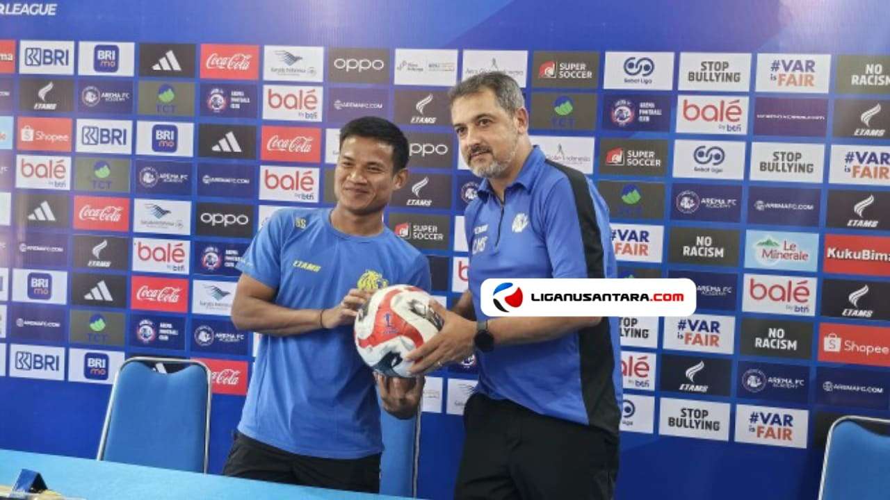Pelatih Arema Waspadai Lini Sayap Dewa United