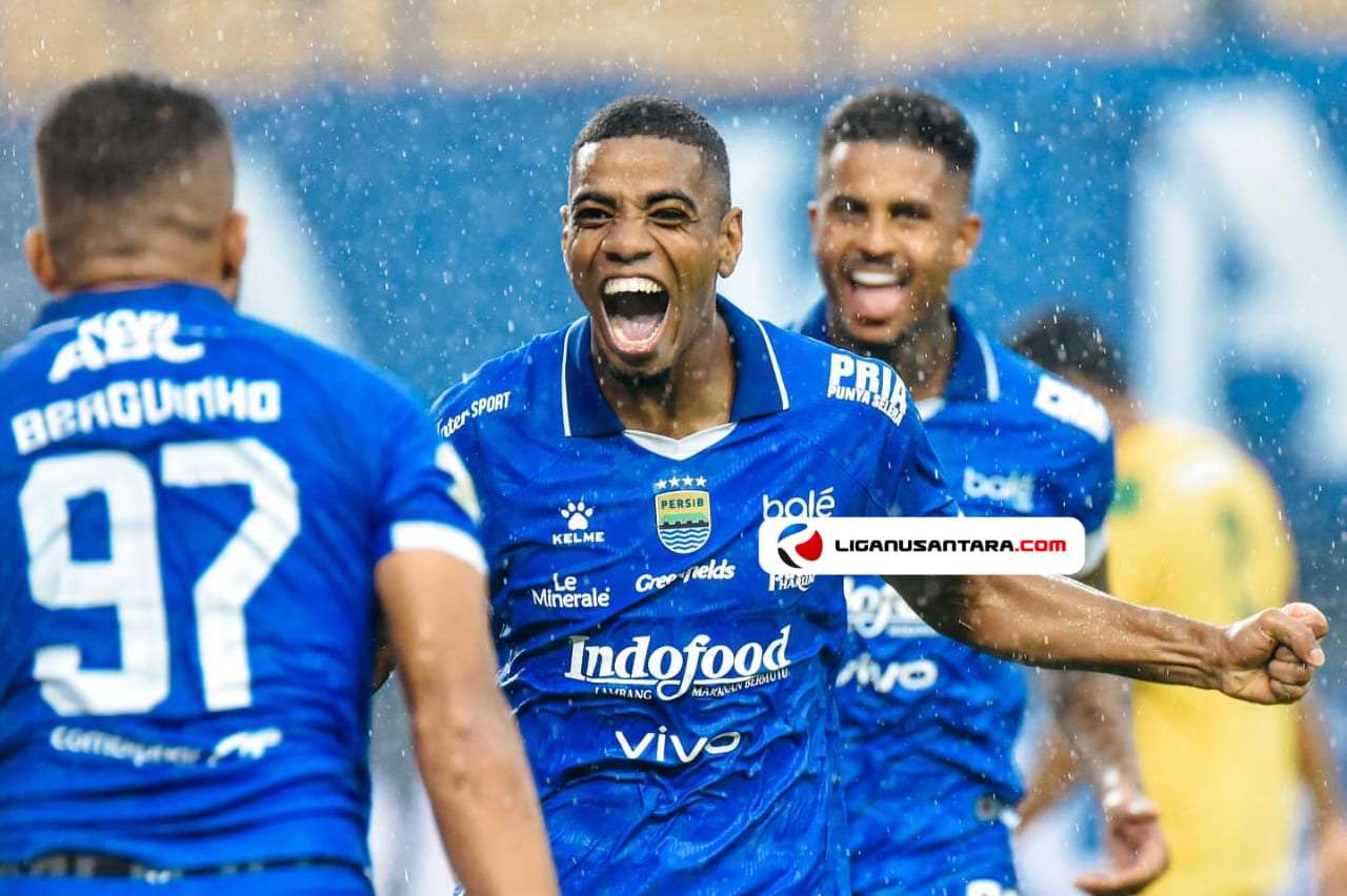 Uilliam Barros Termotivasi Dengan DDS Di Persib