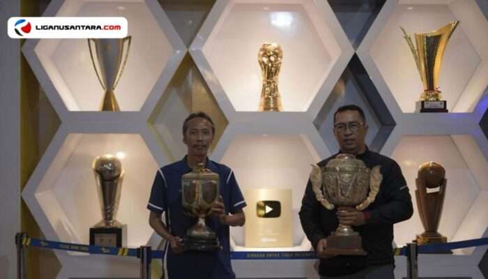 Koleksi Piala Persib Store Kini Bertambah Dua