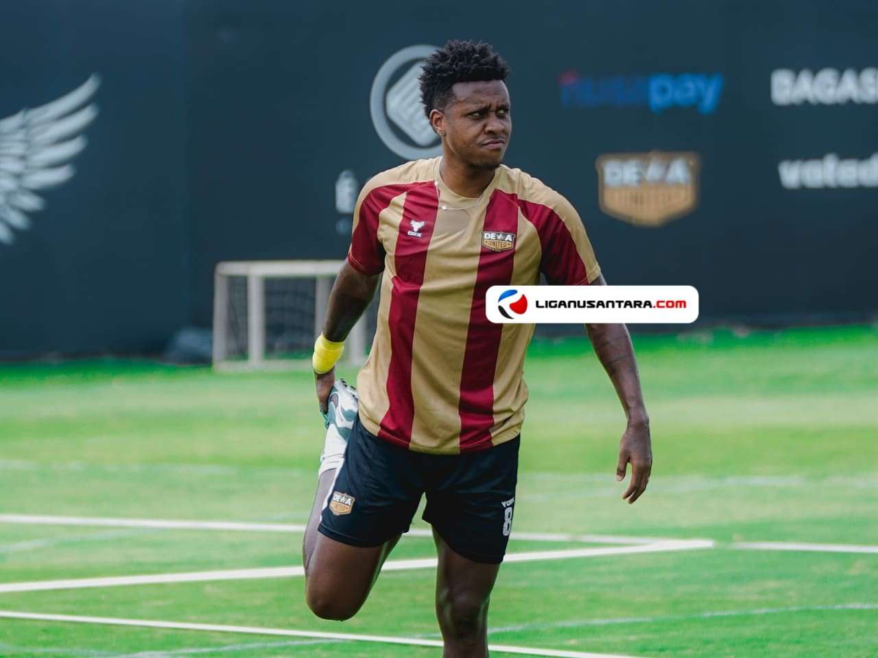 Prediksi Dewa United vs Persebaya Surabaya: H2H dan Susunan Pemain