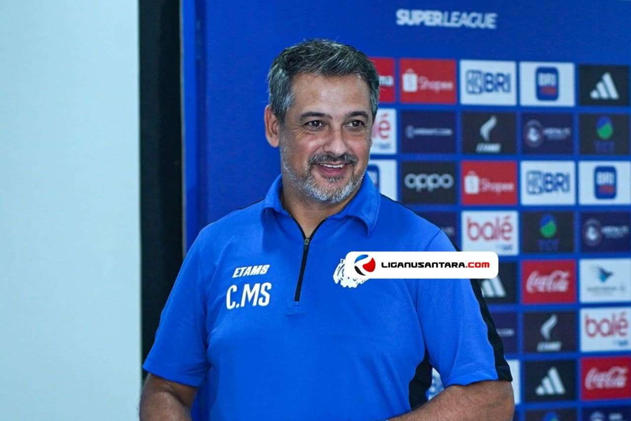 Pelatih Arema Putar Otak Demi Kembalikan Performa Tim