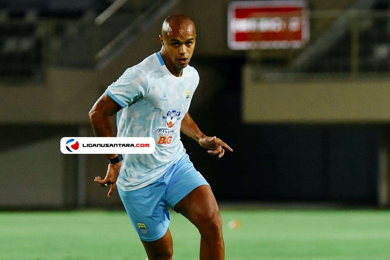 Prediksi Skor PSBS Biak vs Persib Bandung