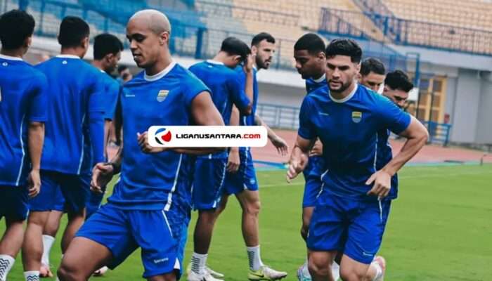 Hadapi Selangor, Duo Bek Persib Optimis Raih Tiga Poin