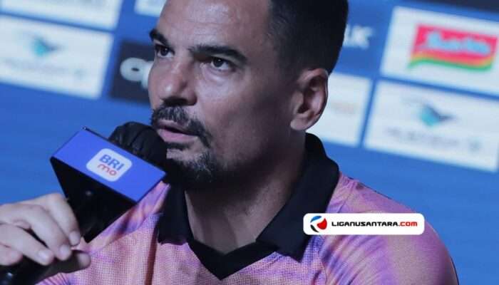 Hadapi Bali, Carlos Pena Berharap Bawa Poin Penuh