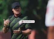 Peter de Roo Tau Gaya Racikan Bojan Hodak