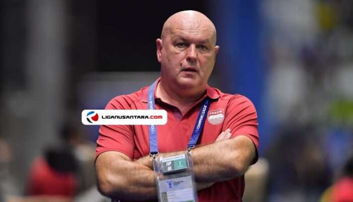 Bojan Hodak Beberkan Kondisi Putros dan Jung