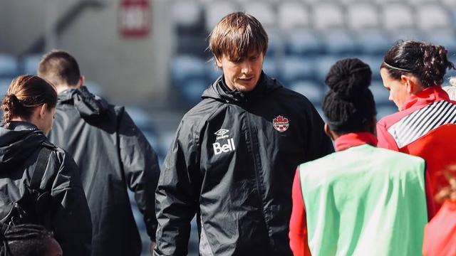 John Herdman Datang ke Indonesia, Bawa Staf Ahli untuk Tingkatkan Fisik Timnas