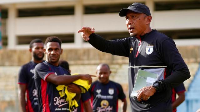 Persipura Berbagi Poin dengan PSS Sleman di Pegadaian Championship, Rahmad Darmawan Alihkan Fokus ke Laga Berikutnya