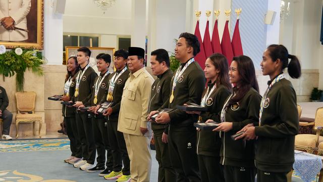 Prabowo Ingatkan Atlet SEA Games 2025: Gunakan Bonus untuk Masa Depan