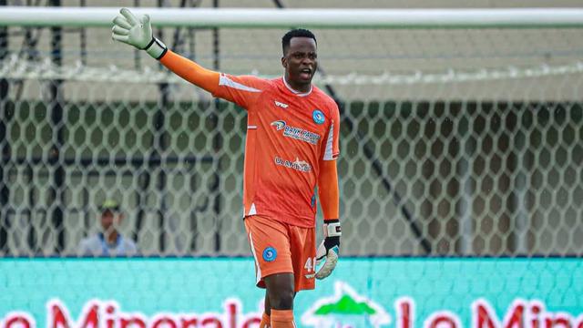 Kadu Jadi Titik Terang PSBS Biak, Catatkan Diri di Jajaran Elite Kiper BRI Super League