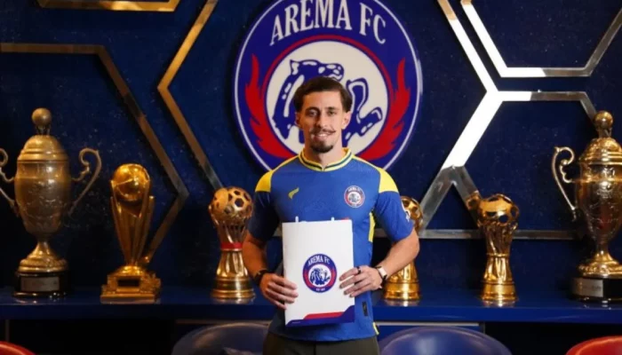 Gustavo Franca Siap Antar Arema FC Bersaing di Papan Atas Super League 2025/2026