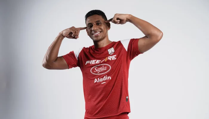 Keputusan Kontroversial! Persis Solo Lepas Bek Andalan ke Klub Kandidat Juara Liga 1