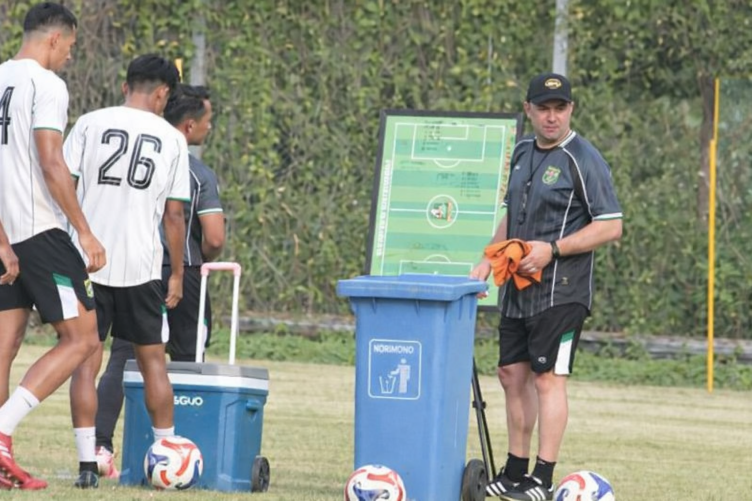 Persebaya Siaga Hadapi PSIM di BRI Super League, Bernardo Tavares Soroti Kekuatan Laskar Mataram