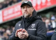 Usai Dipecat Erick Thohir, Gary Rowett Harap Oxford United Bangkit