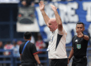 Persib Bandung Siap Menjamu PSBS Biak, Bojan Hodak Ungkap Kondisi Saddil Ramdani